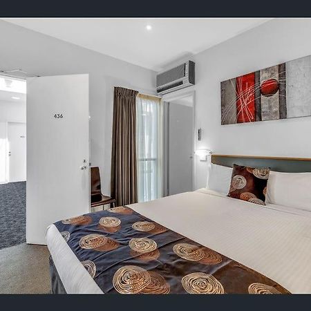 Studio 436/247 Gouger In The City Ex Hotel Room Adelaide Luaran gambar